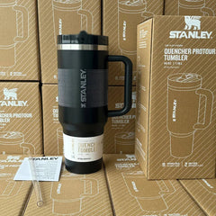 Stanley Quencher Pro Tour Tumbler β 40oz / 1.18L